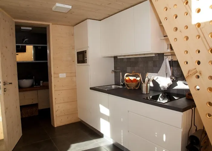 Maxi Sonce, Odprte Vasi