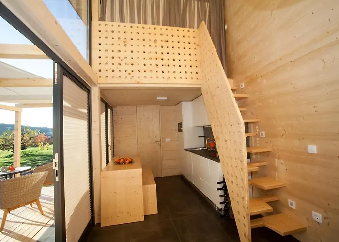 Maxi Sonce, Odprte Vasi