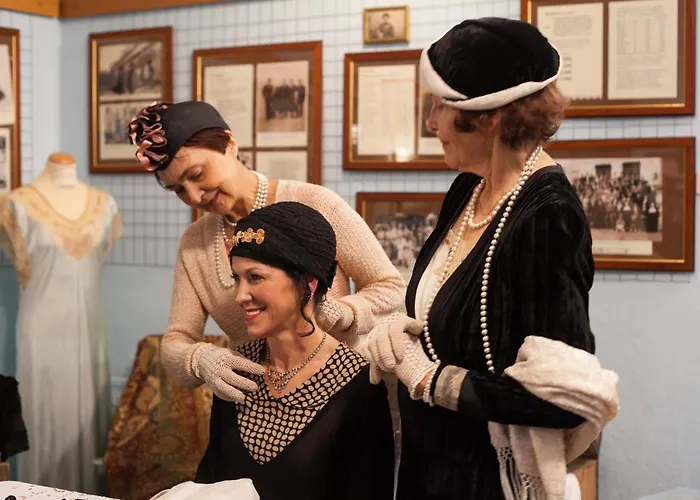 Maxi Sonce, Odprte Vasi